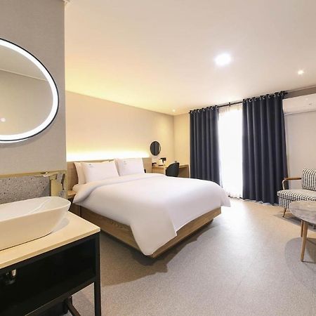Labe Hotel Csondzsu Kültér fotó
