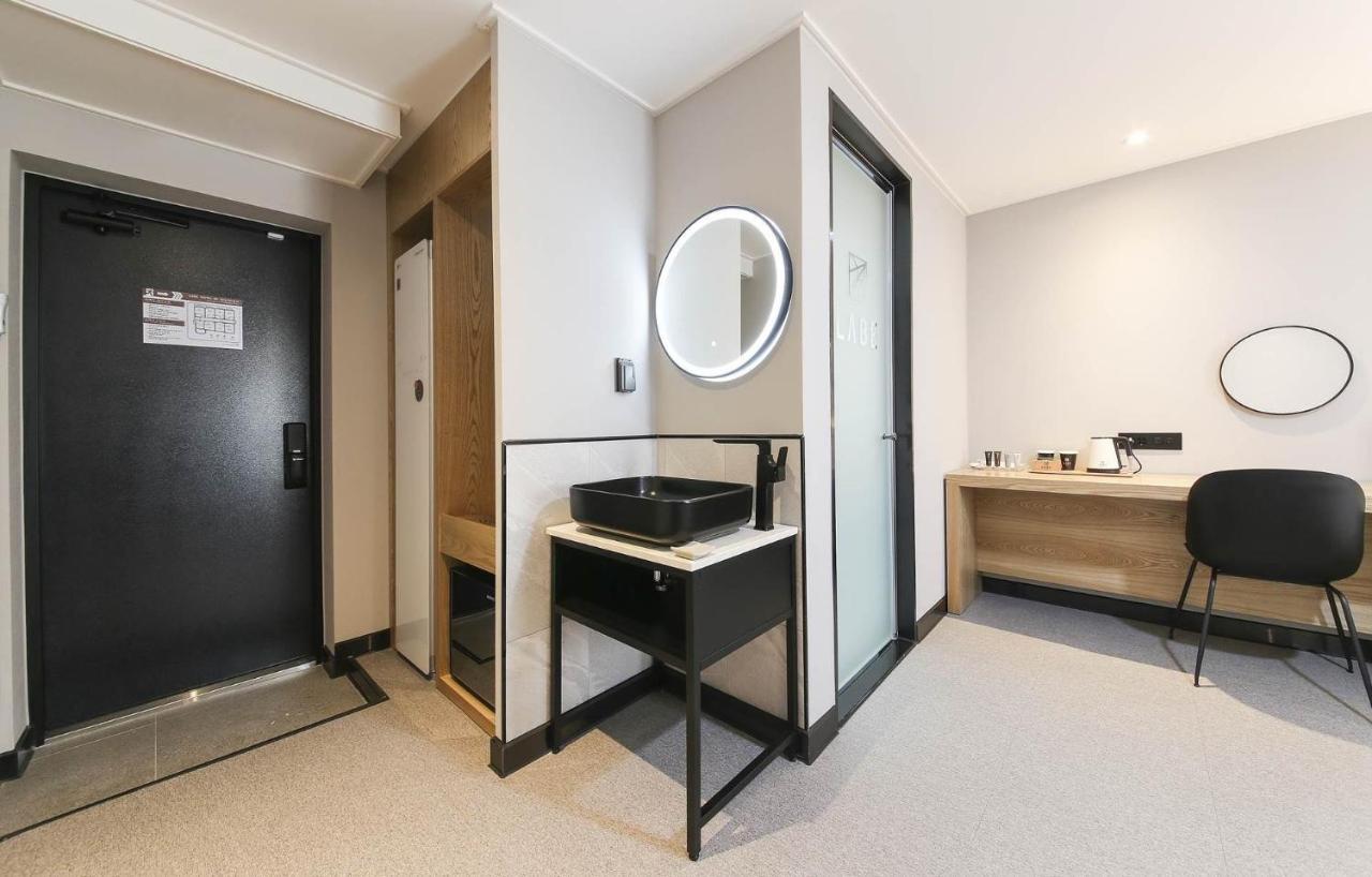 Labe Hotel Csondzsu Kültér fotó