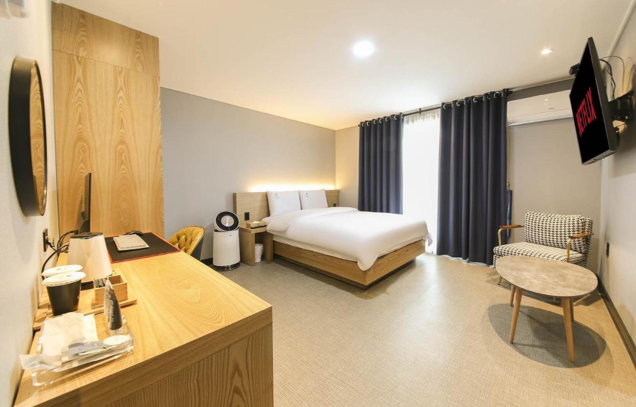 Labe Hotel Csondzsu Kültér fotó