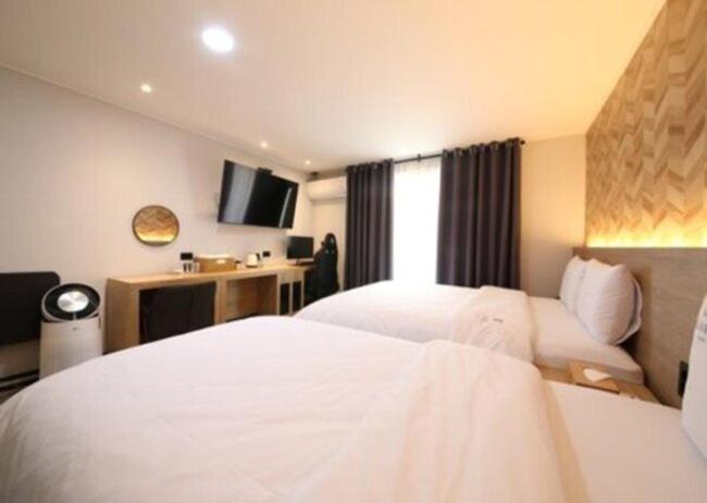 Labe Hotel Csondzsu Kültér fotó